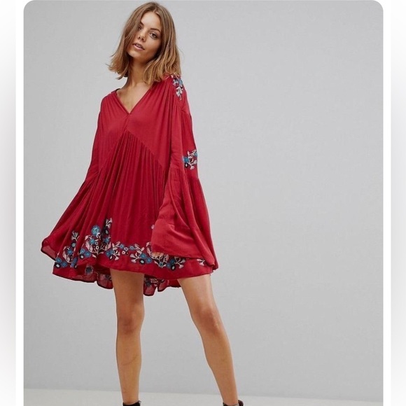 Free People Te Amo Red Floral Embroidered Dress Boho Flare Sleeve Flowy Small - Picture 1 of 16